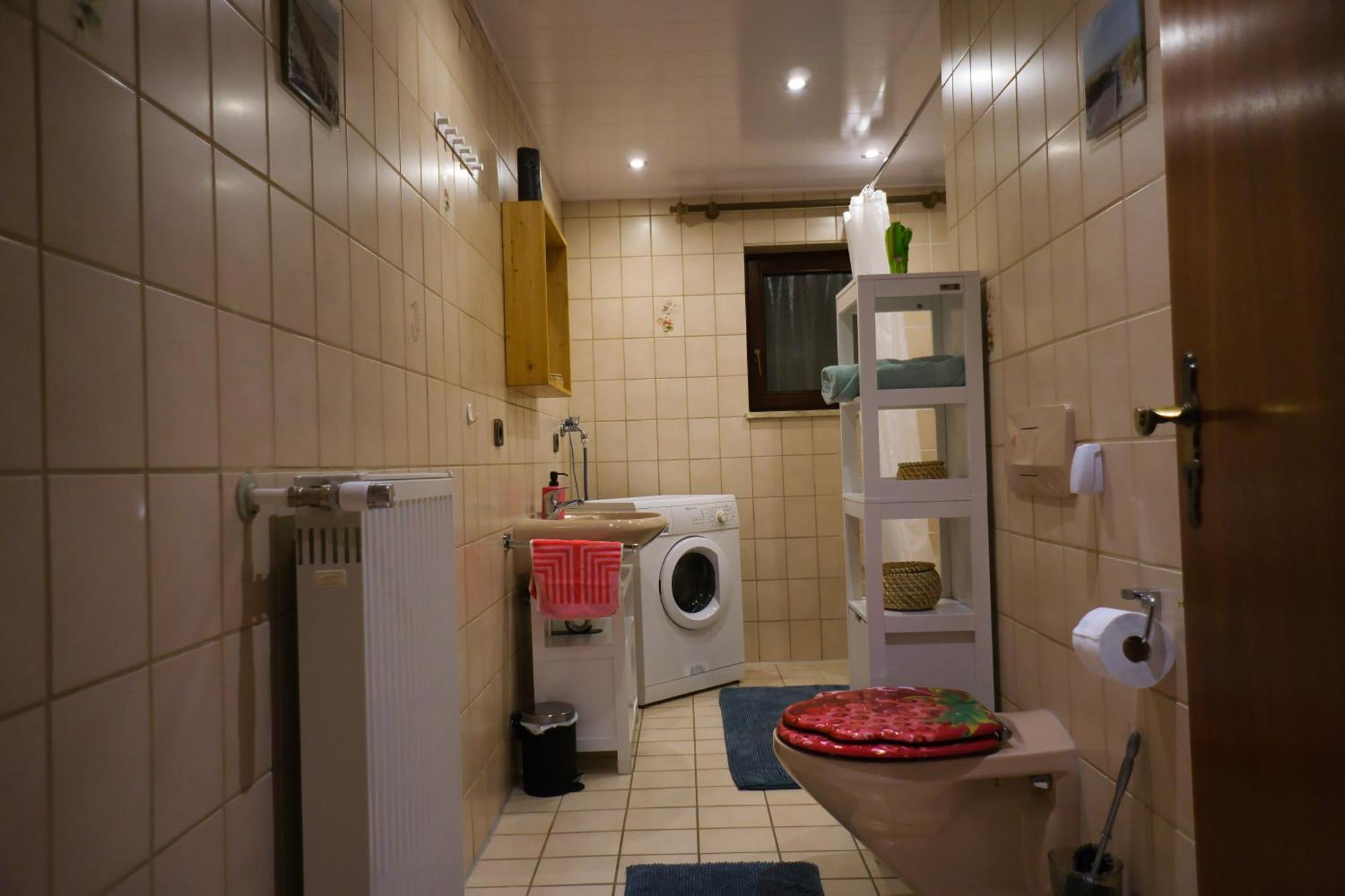 Gemuetliche Wohnung Mit Neckarblick Эбербах Экстерьер фото