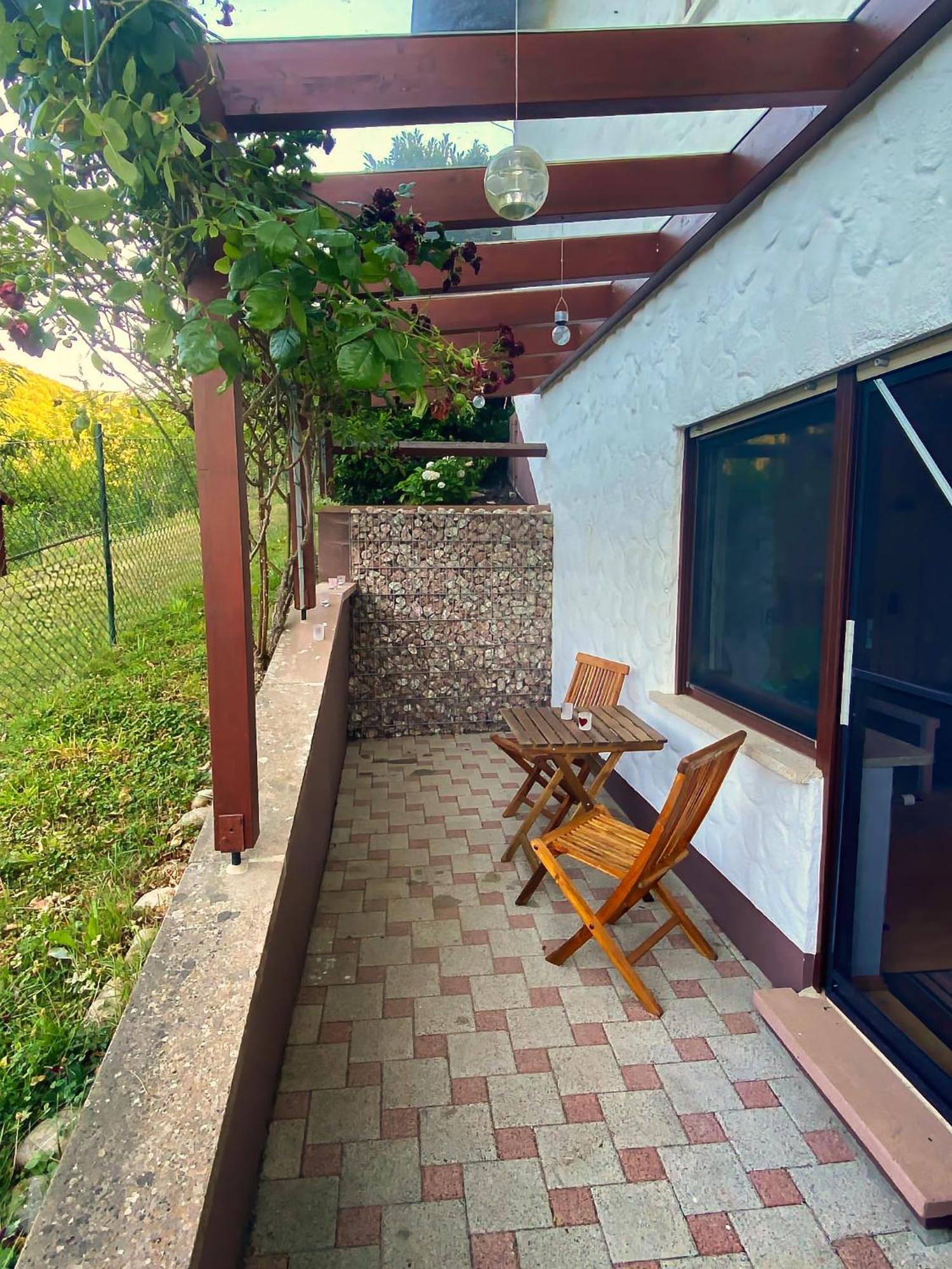 Gemuetliche Wohnung Mit Neckarblick Эбербах Экстерьер фото
